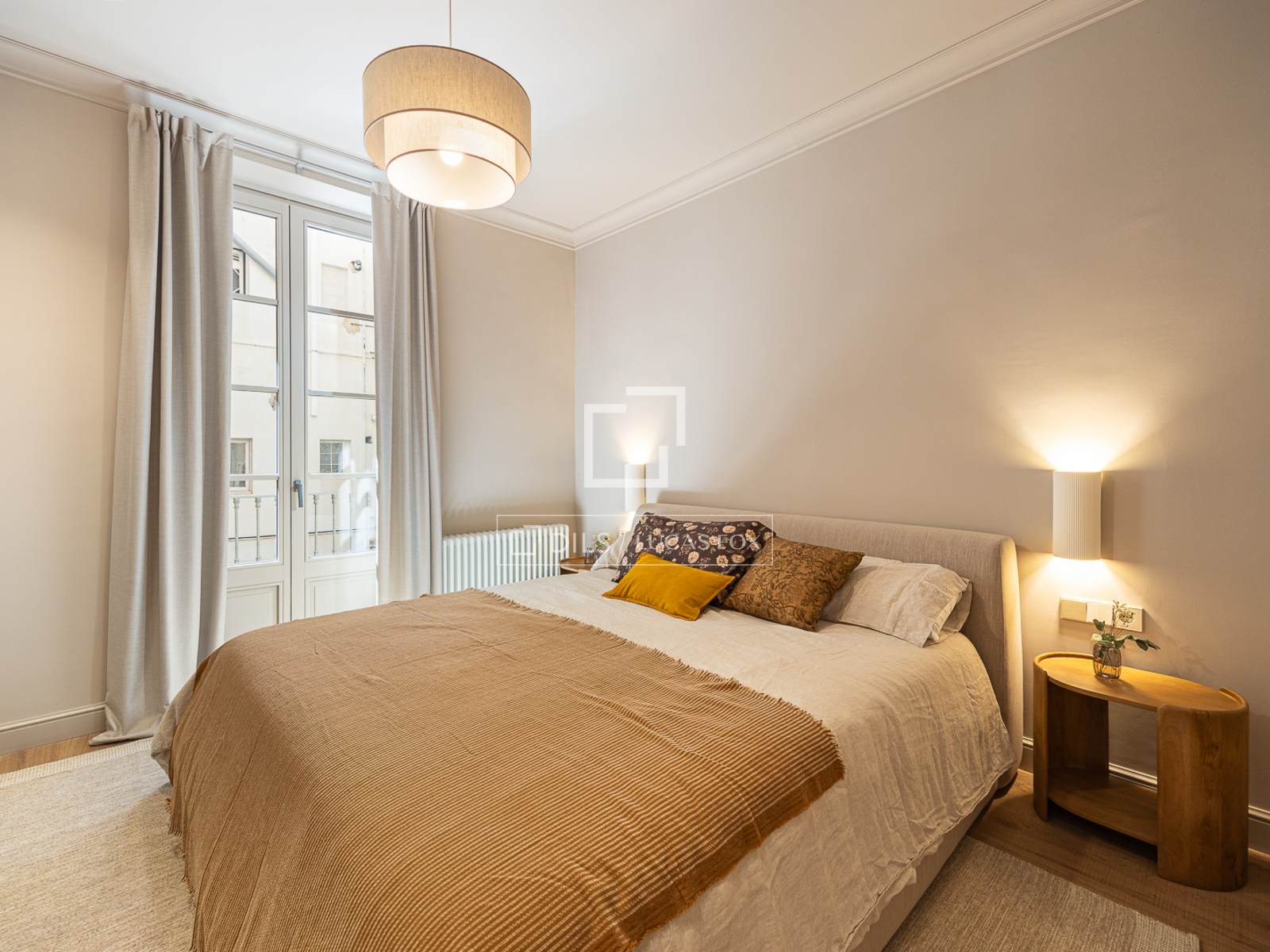 Apartament w Barcelona, Hiszpania 4 sypialnie, 189 mkw. nr 192528