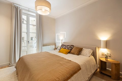 Wohnung zum Verkauf in Barcelona, Spanien 4 Schlafzimmer, 189 m2 Nr. 192528 - Foto 23