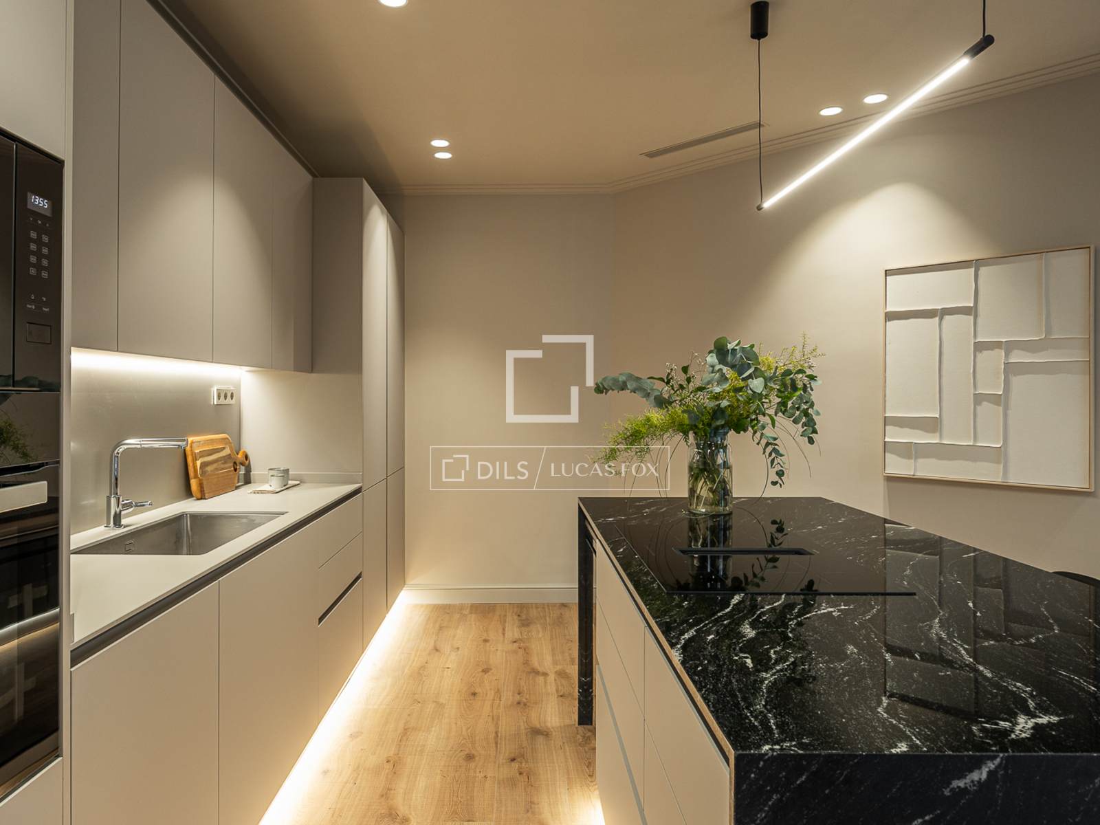 Apartament w Barcelona, Hiszpania 4 sypialnie, 189 mkw. nr 192528