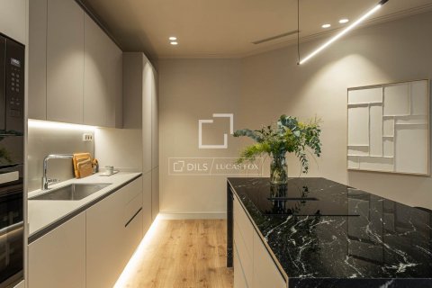 Wohnung zum Verkauf in Barcelona, Spanien 4 Schlafzimmer, 189 m2 Nr. 192528 - Foto 13