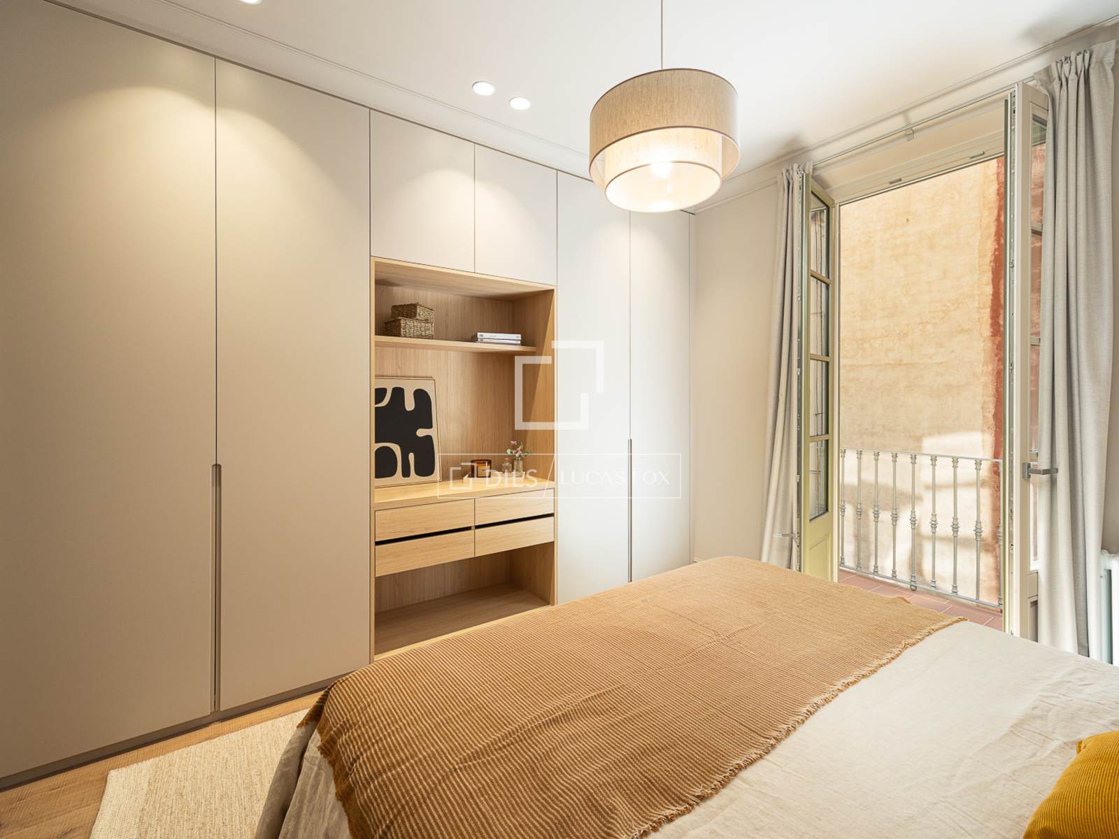 Apartament w Barcelona, Hiszpania 4 sypialnie, 189 mkw. nr 192528