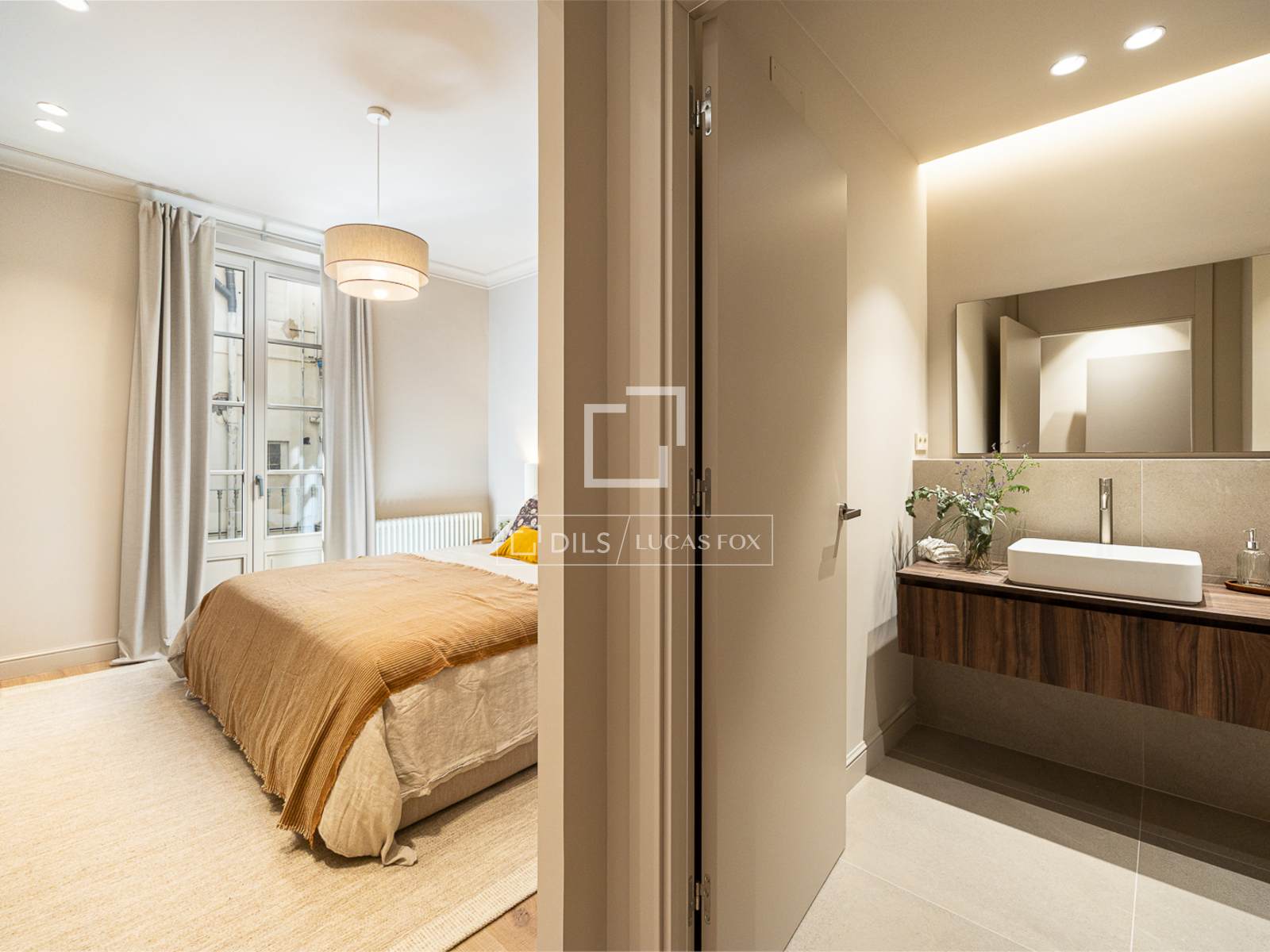 Apartament w Barcelona, Hiszpania 4 sypialnie, 189 mkw. nr 192528