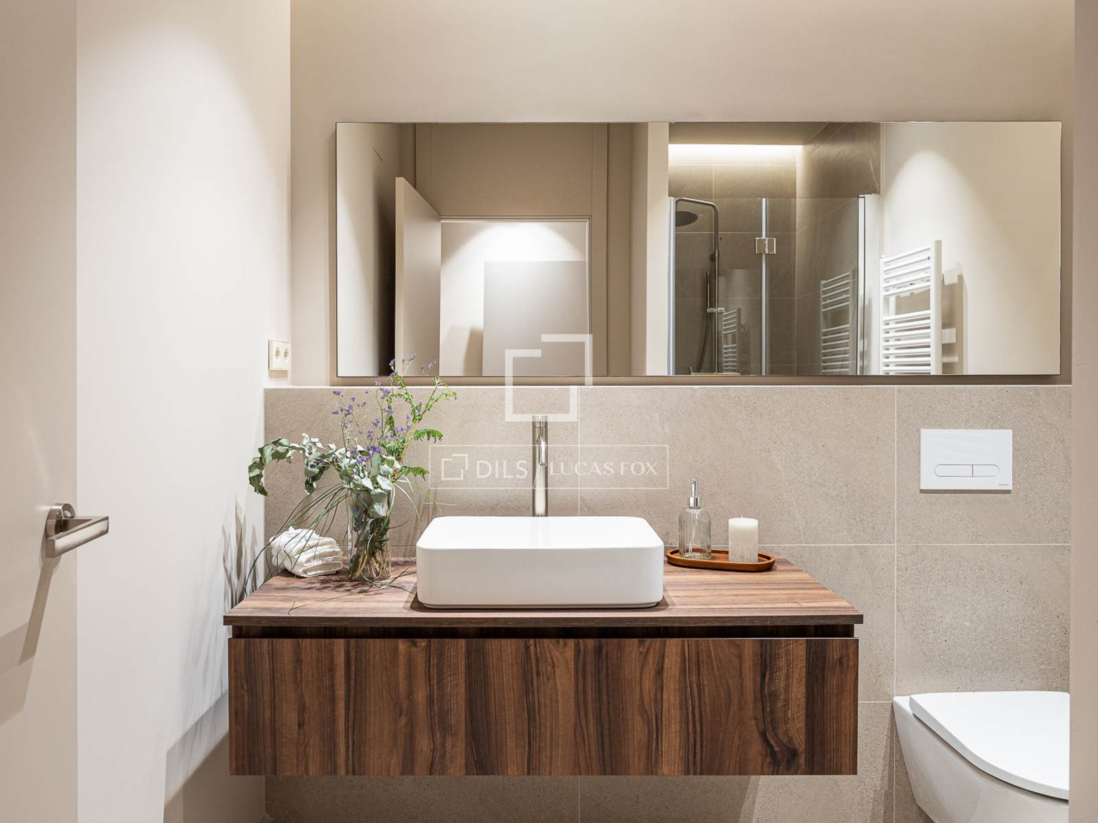 Apartament w Barcelona, Hiszpania 4 sypialnie, 189 mkw. nr 192528