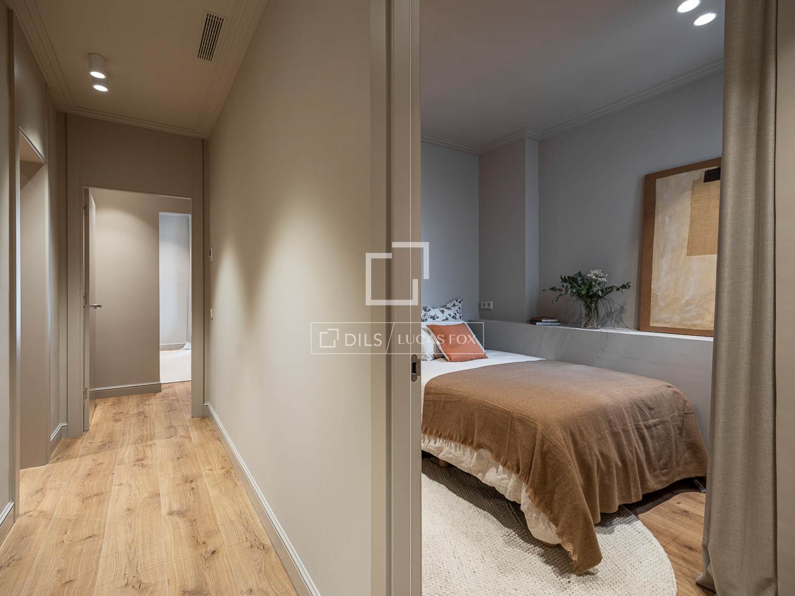 Apartament w Barcelona, Hiszpania 4 sypialnie, 189 mkw. nr 192528