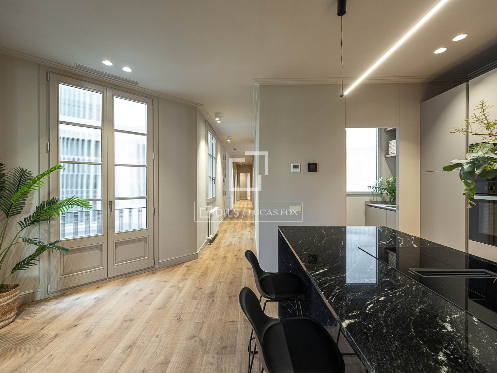 Apartament w Barcelona, Hiszpania 4 sypialnie, 189 mkw. nr 192528