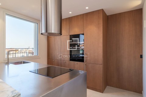 Attico in vendita a Barcelona, Spagna 3 camere da letto, 117 mq. N° 192529 - foto 4