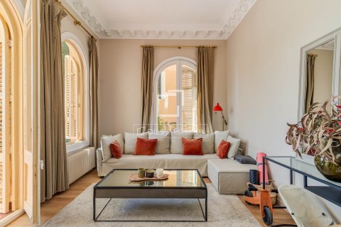 Wohnung zum Verkauf in Barcelona, Spanien 3 Schlafzimmer, 112 m2 Nr. 192530 - Foto 2