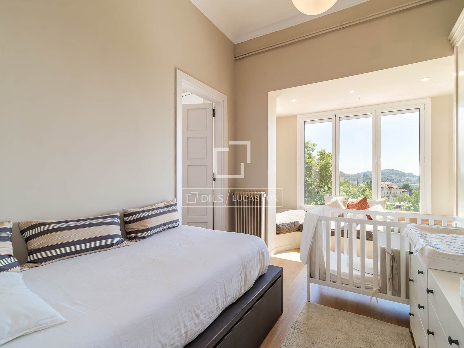Apartament w Barcelona, Hiszpania 3 sypialnie, 112 mkw. nr 192530