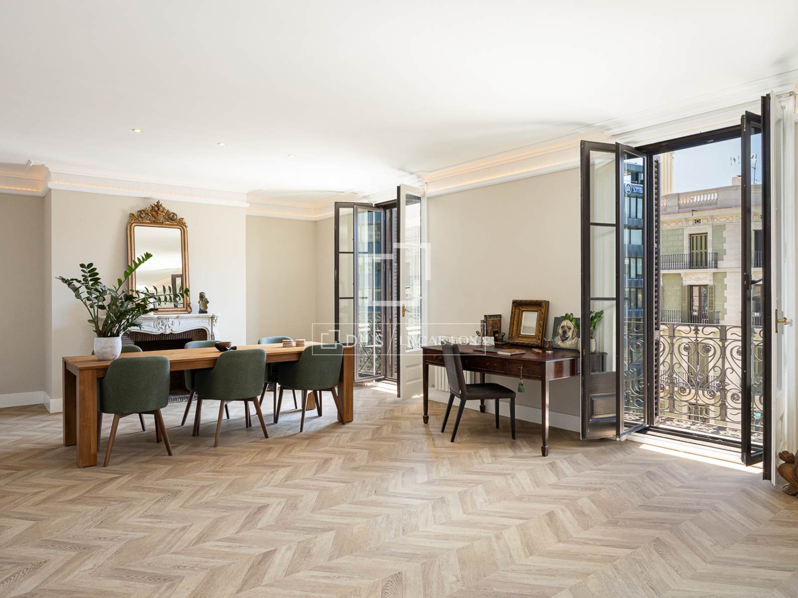 Apartament w Barcelona, Hiszpania 4 sypialnie, 250 mkw. nr 192526