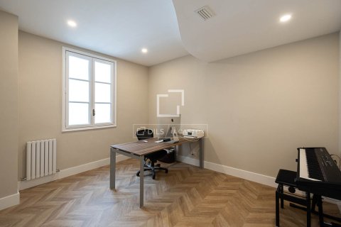 Appartamento in vendita a Barcelona, Spagna 4 camere da letto, 250 mq. N° 192526 - foto 14