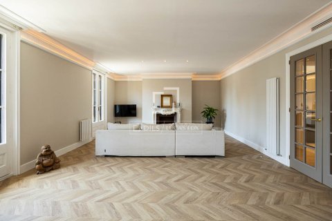 Appartamento in vendita a Barcelona, Spagna 4 camere da letto, 250 mq. N° 192526 - foto 6