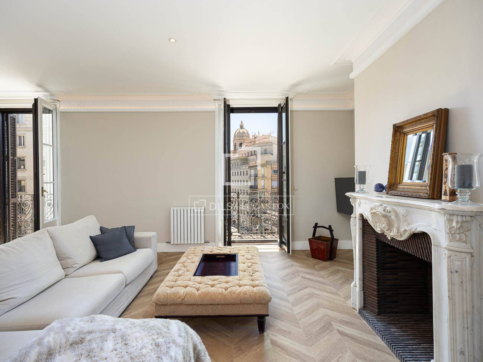 Apartament w Barcelona, Hiszpania 4 sypialnie, 250 mkw. nr 192526