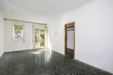 Apartment for sale in Barcelona, Spain 3 bedrooms, 145 sq.m. No. 192531 - photo 2