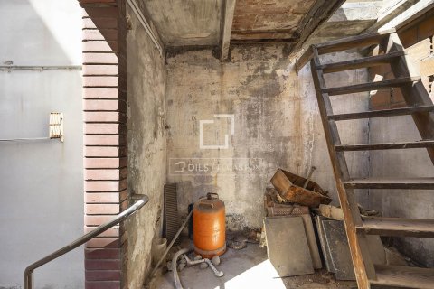 Apartment for sale in Barcelona, Spain 3 bedrooms, 145 sq.m. No. 192531 - photo 27