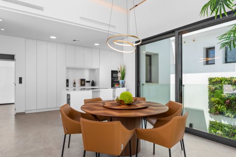 Продажа виллы в Эль Кампельо, Аликанте, Испания 4 спальни, 220м2 №135652 - фото 10