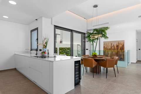 Продажа виллы в Эль Кампельо, Аликанте, Испания 4 спальни, 220м2 №135652 - фото 13