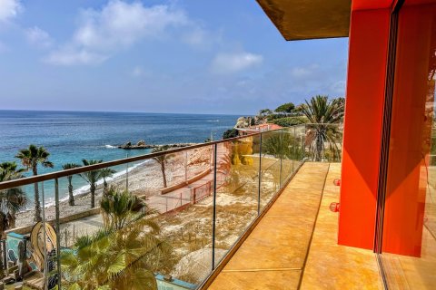 Villa till salu Villajoyosa, Alicante, Spanien 3 sovrum, 175 kvm. Nr. 135651 - foto 5