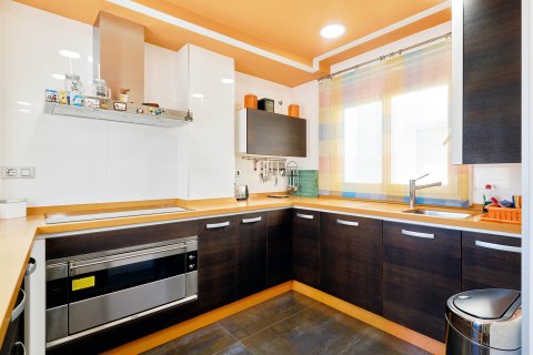 Apartamento en venta Torrevieja, Alicante, España 4 dormitorios, 185 m2 No. 135655 - foto 19