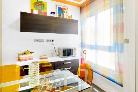 Apartamento en venta Torrevieja, Alicante, España 4 dormitorios, 185 m2 No. 135655 - foto 22