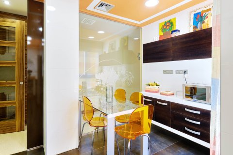 Apartamento en venta Torrevieja, Alicante, España 4 dormitorios, 185 m2 No. 135655 - foto 23