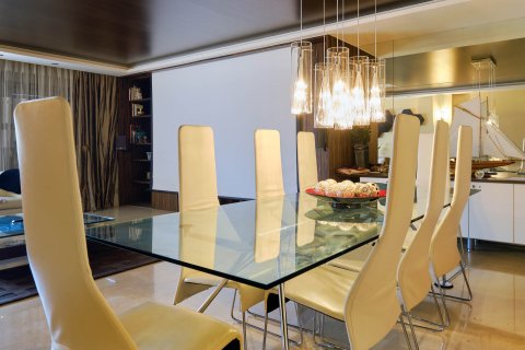 Apartamento en venta Torrevieja, Alicante, España 4 dormitorios, 185 m2 No. 135655 - foto 4