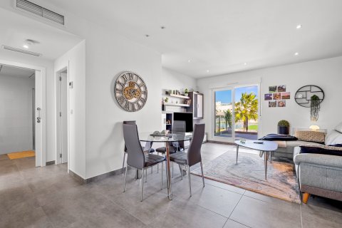 Villa à vendre à Torrevieja, Alicante, Espagne, 2 chambres, 78 m2 No. 142797 - photo 2