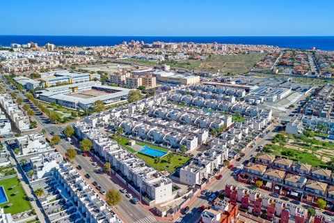 Villa à vendre à Torrevieja, Alicante, Espagne, 2 chambres, 78 m2 No. 142797 - photo 27