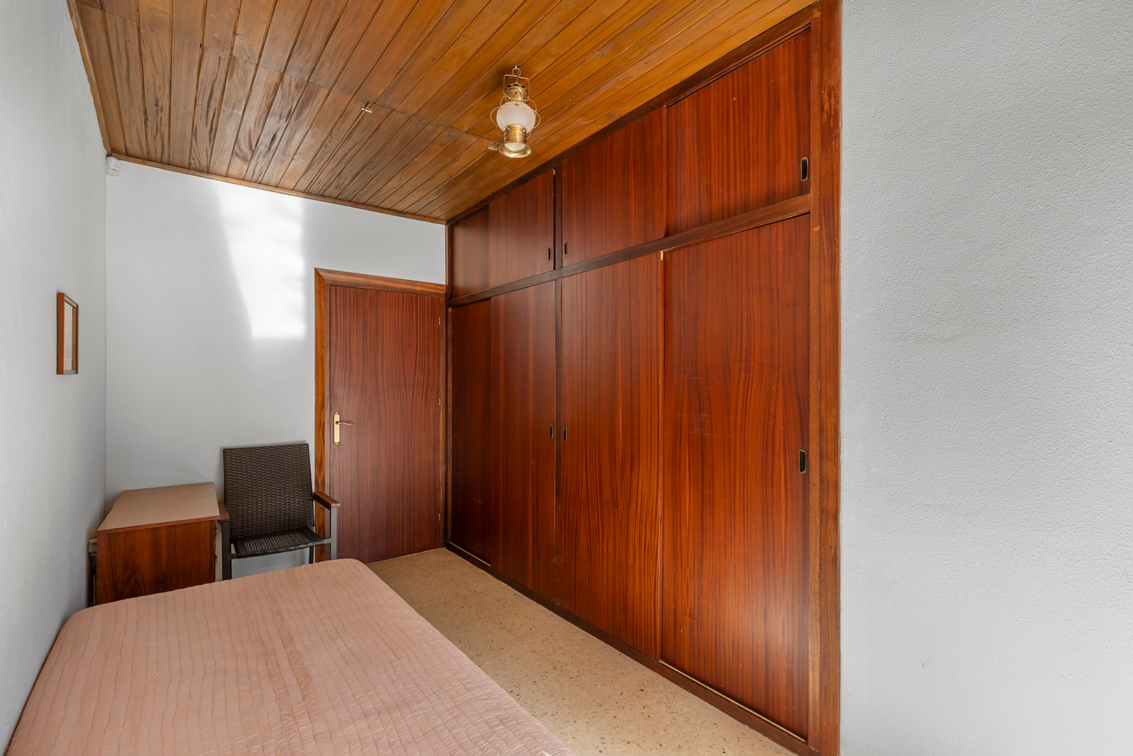 Villa a Alicante, Spagna 5 camere da letto, 366 mq. N° 142795