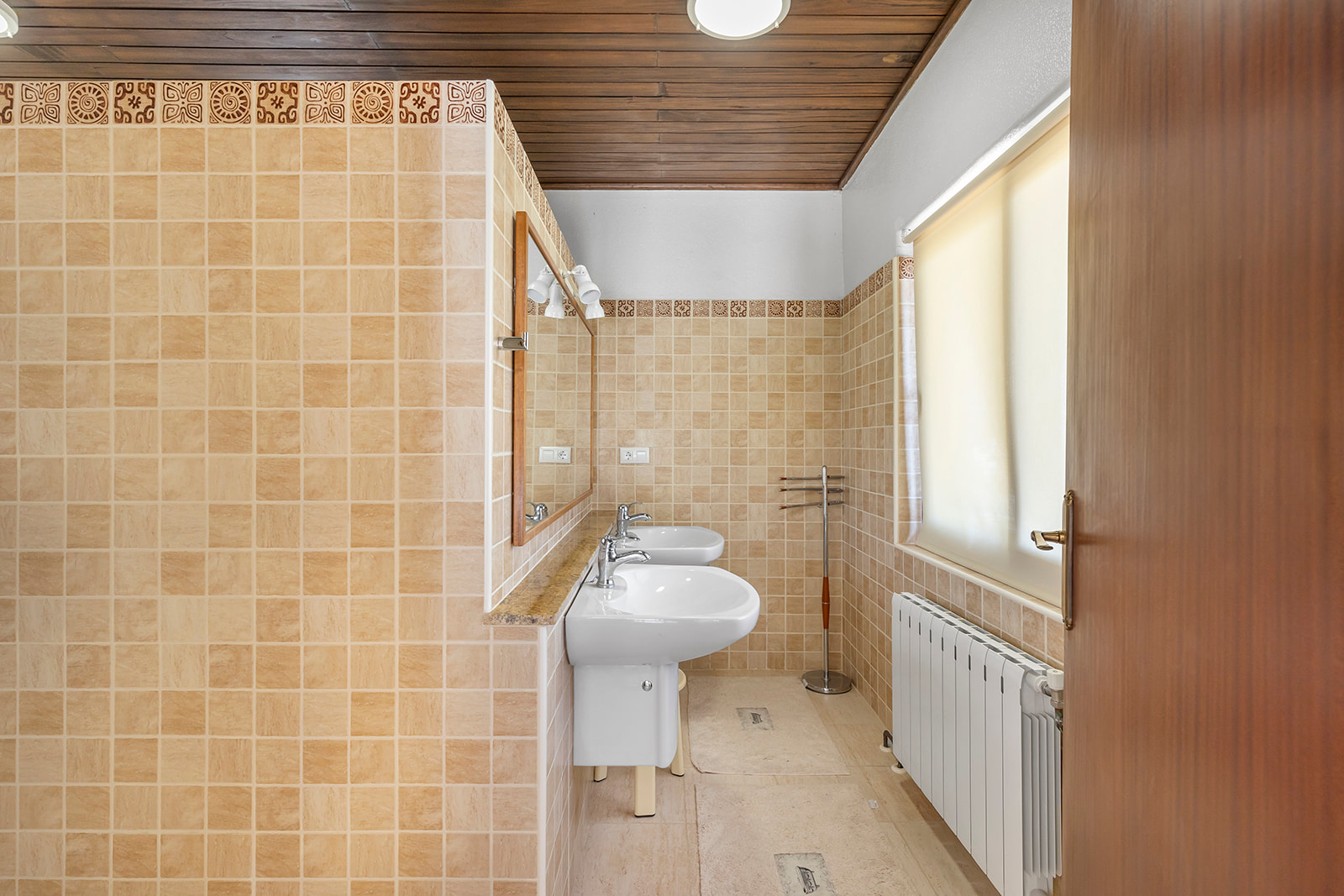 Villa a Alicante, Spagna 5 camere da letto, 366 mq. N° 142795