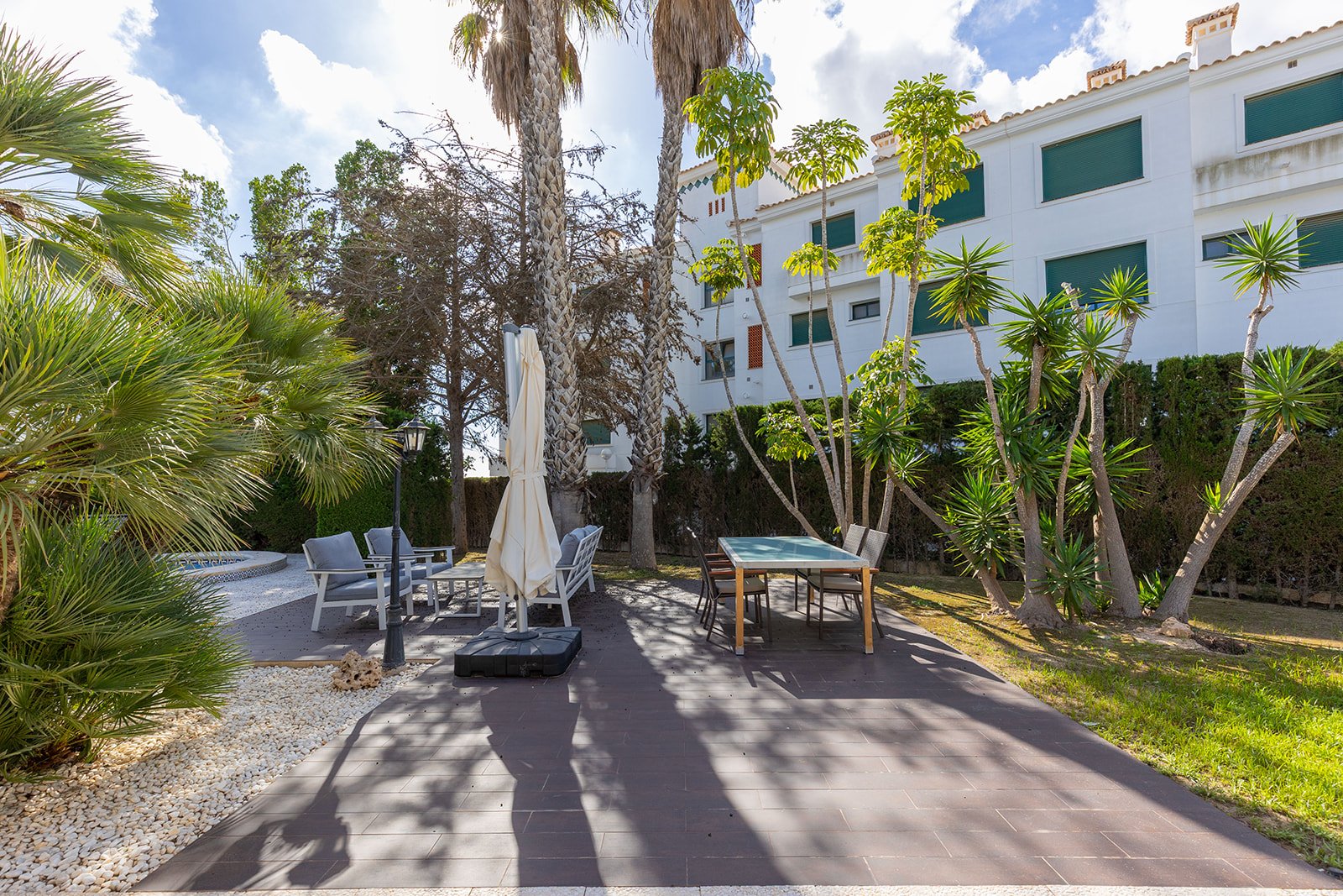 Villa a Alicante, Spagna 5 camere da letto, 366 mq. N° 142795