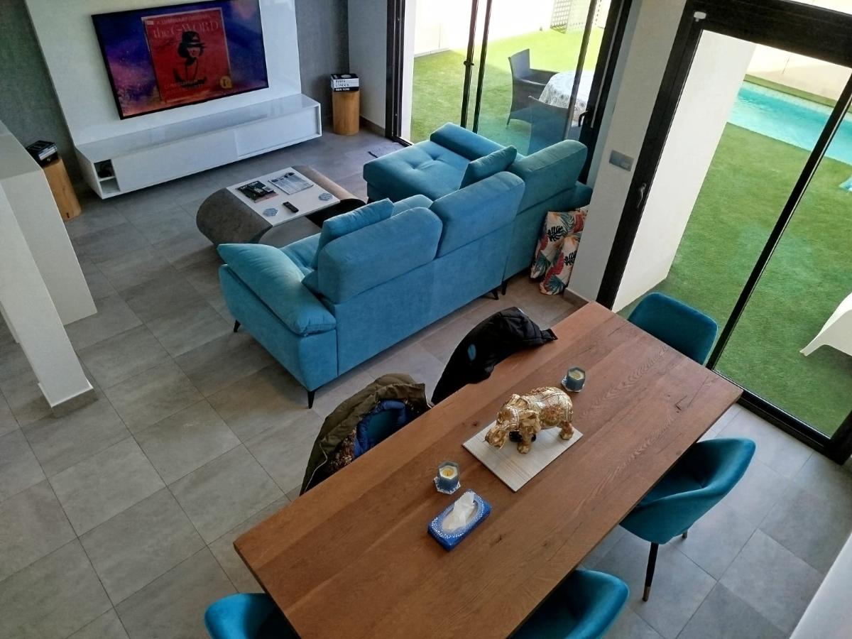 Villa i Alicante, Spanien 3 sovrum, 120 kvm. Nr. 112847