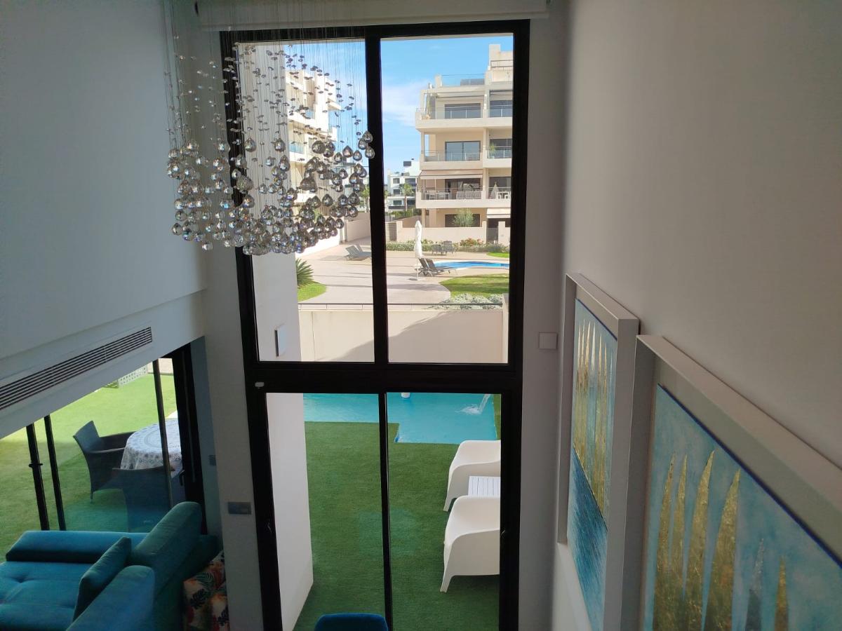 Villa i Alicante, Spanien 3 sovrum, 120 kvm. Nr. 112847