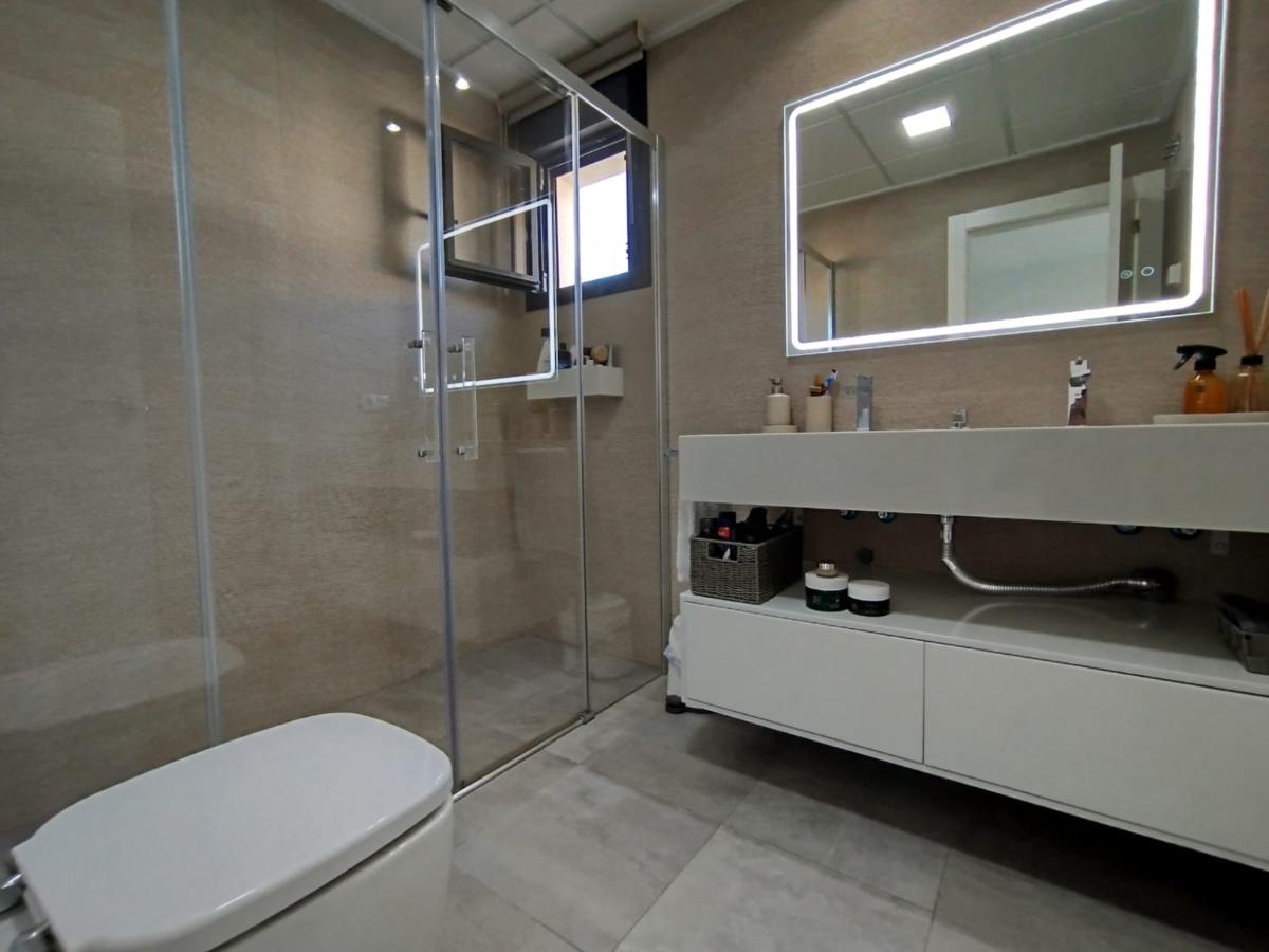 Villa i Alicante, Spanien 3 sovrum, 120 kvm. Nr. 112847