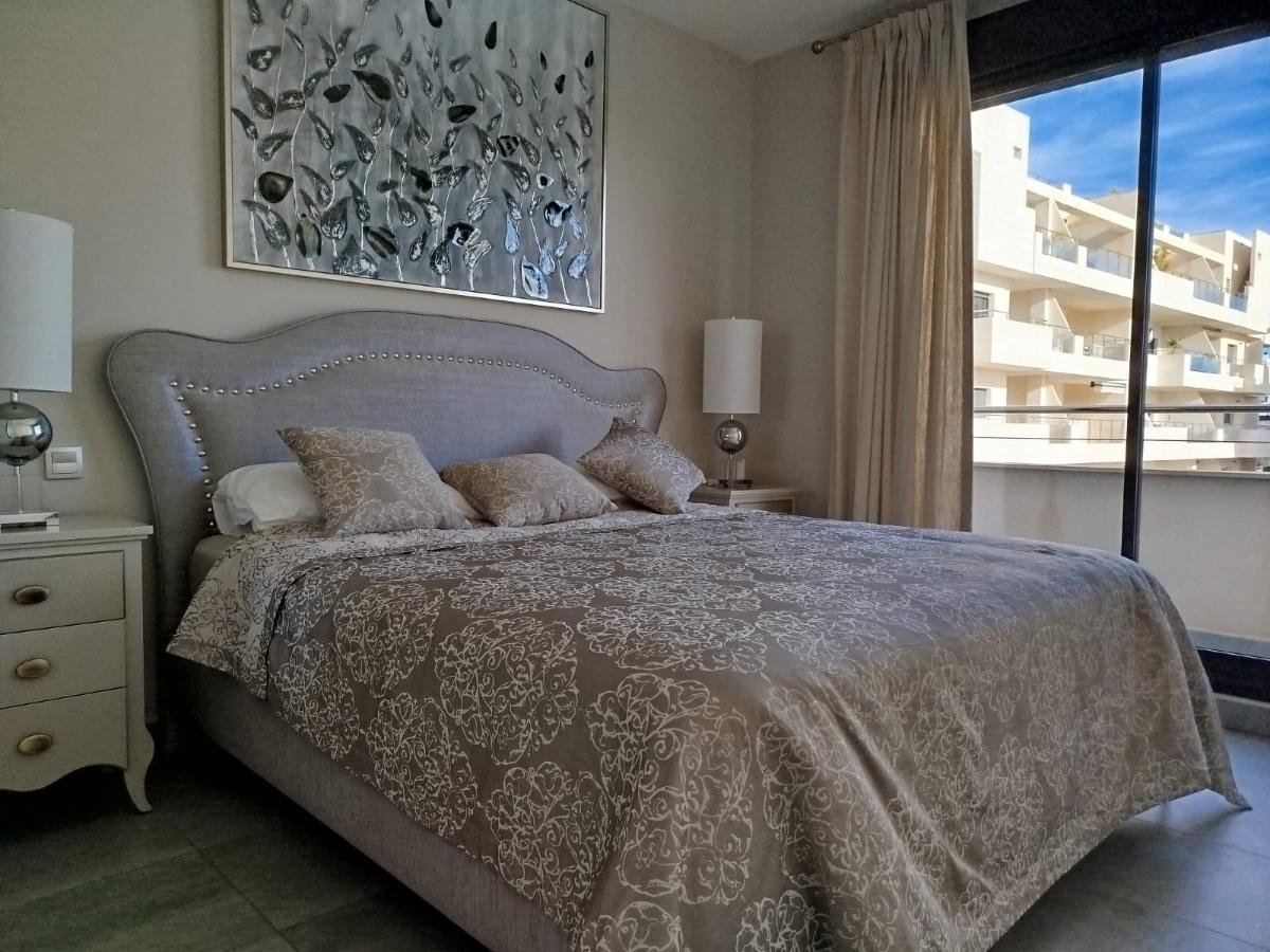 Villa i Alicante, Spanien 3 sovrum, 120 kvm. Nr. 112847