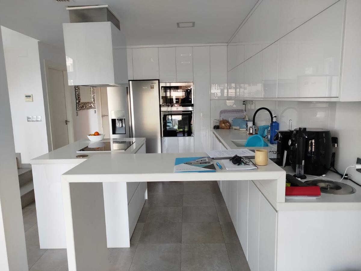 Villa i Alicante, Spanien 3 sovrum, 120 kvm. Nr. 112847