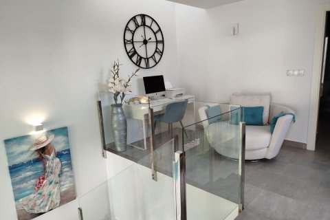 Villa à vendre Alicante, Espagne, 3 chambres, 120 m2 No. 112847 - photo 18