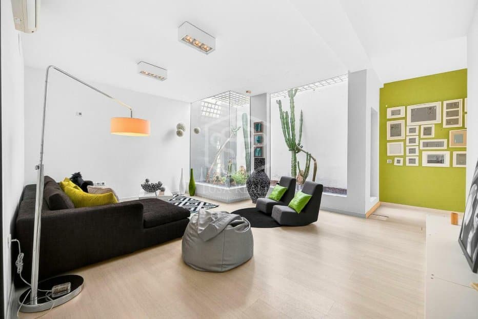 Villa in Adeje, Tenerife, Spain 5 bedrooms, 475 sq.m. No. 155842