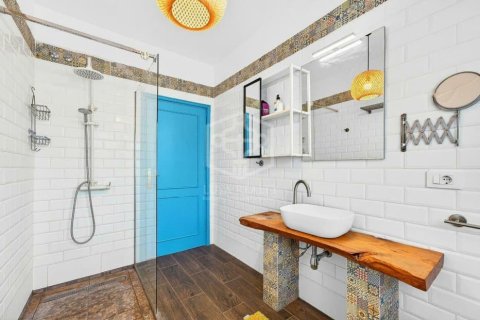 Villa à vendre à Guia de Isora, Tenerife, EspagneNo. 155841 - photo 24