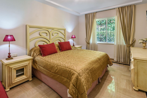 Продажа дома в Эстепона, Малага, Испания 9 спален, 735м2 №109500 - фото 15