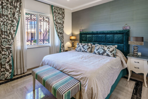 Продажа дома в Эстепона, Малага, Испания 9 спален, 735м2 №109500 - фото 24