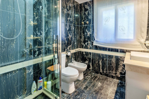Продажа дома в Эстепона, Малага, Испания 9 спален, 735м2 №109500 - фото 28