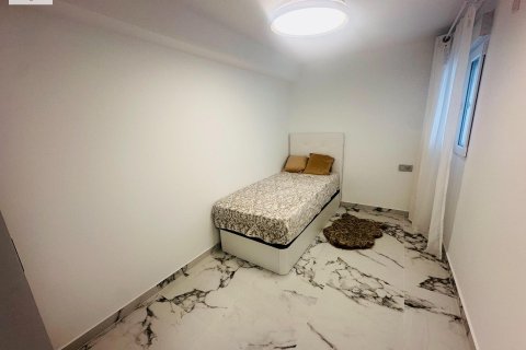 Apartamento en venta Campoamor, Alicante, España 3 dormitorios, 90 m2 No. 109429 - foto 14
