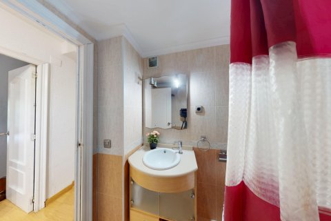 Huoneisto myytävänä Valencia, Espanja, 3 makuuhuonetta, 90 m2 No. 139025 - kuva 25