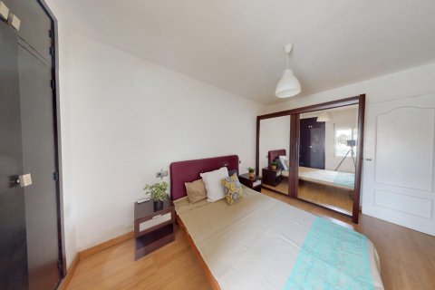 Huoneisto myytävänä Valencia, Espanja, 3 makuuhuonetta, 90 m2 No. 139025 - kuva 16