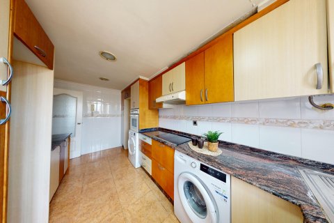 Huoneisto myytävänä Valencia, Espanja, 3 makuuhuonetta, 90 m2 No. 139025 - kuva 11