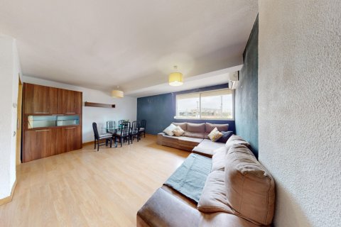 Huoneisto myytävänä Valencia, Espanja, 3 makuuhuonetta, 90 m2 No. 139025 - kuva 5