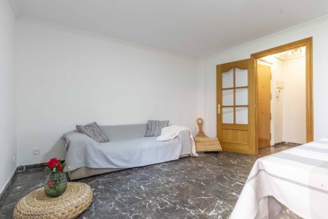 Apartamento en venta València, España 3 dormitorios, 78 m2 No. 139023 - foto 9
