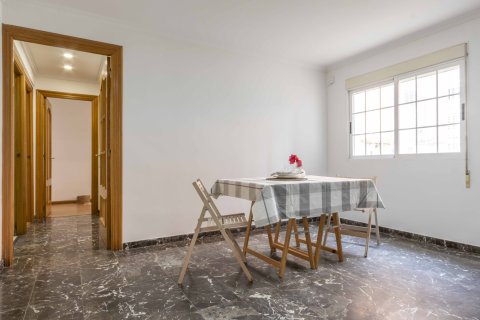 Apartamento en venta València, España 3 dormitorios, 78 m2 No. 139023 - foto 10
