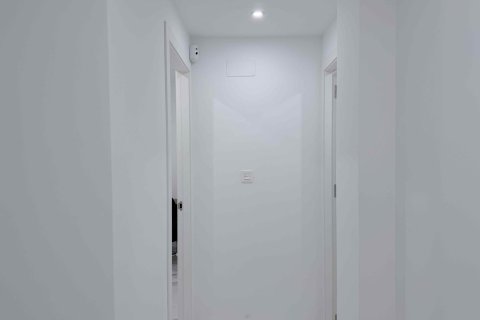 Lägenhet till salu i Torrevieja, Alicante, Spanien 2 sovrum, 78 kvm. Nr. 142921 - foto 15