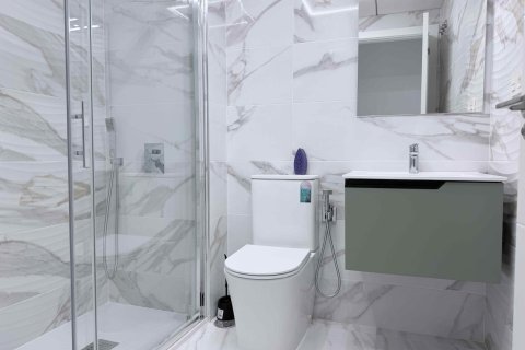 Lägenhet till salu i Torrevieja, Alicante, Spanien 2 sovrum, 78 kvm. Nr. 142921 - foto 8